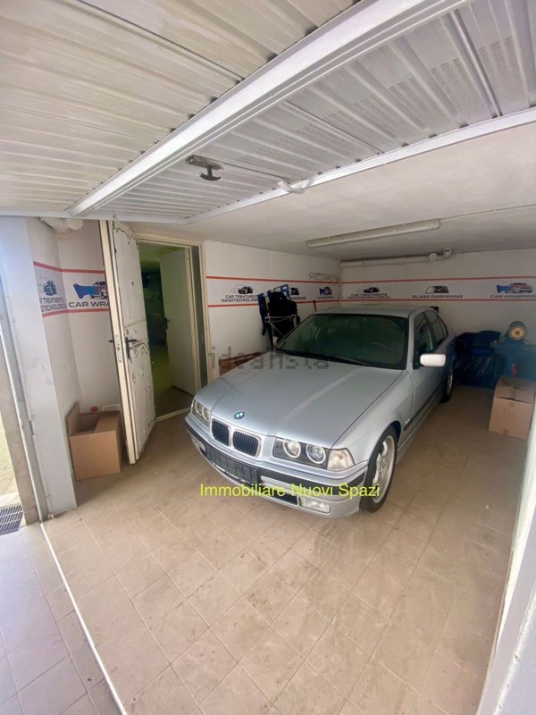 locale di sgombero in vendita a Chioggia in zona Sottomarina