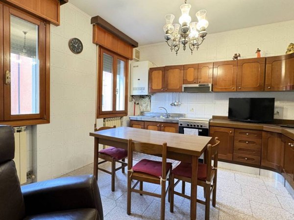 casa indipendente in vendita a Chioggia in zona Sottomarina