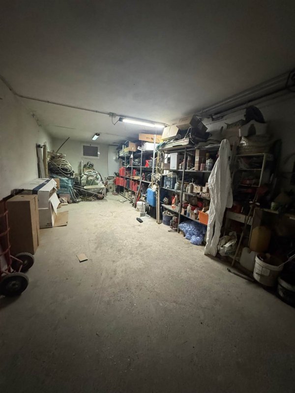 locale di sgombero in vendita a Chioggia