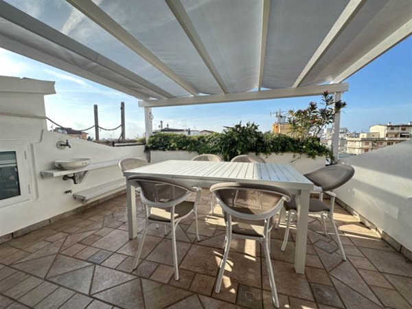 appartamento in vendita a Chioggia in zona Sottomarina