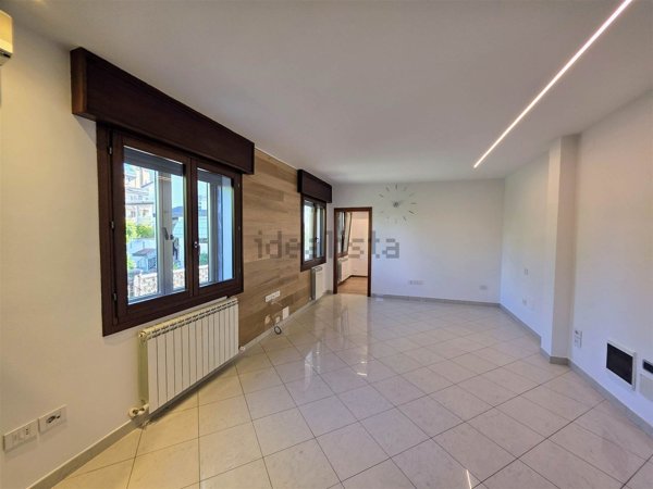 appartamento in vendita a Chioggia in zona Sottomarina