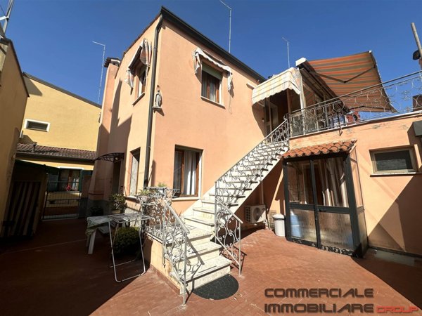 casa indipendente in vendita a Chioggia in zona Sottomarina