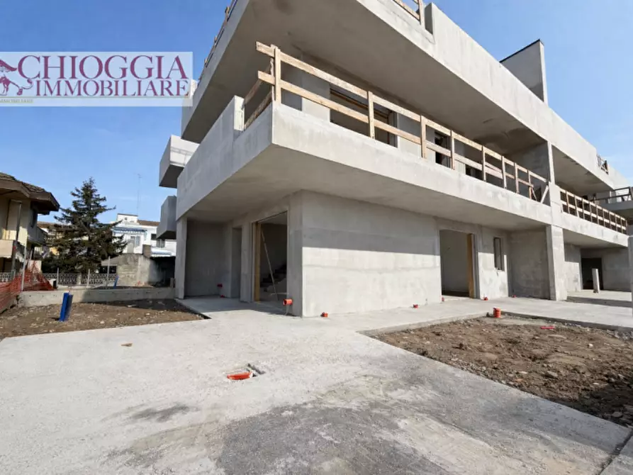 casa indipendente in vendita a Chioggia in zona Sottomarina