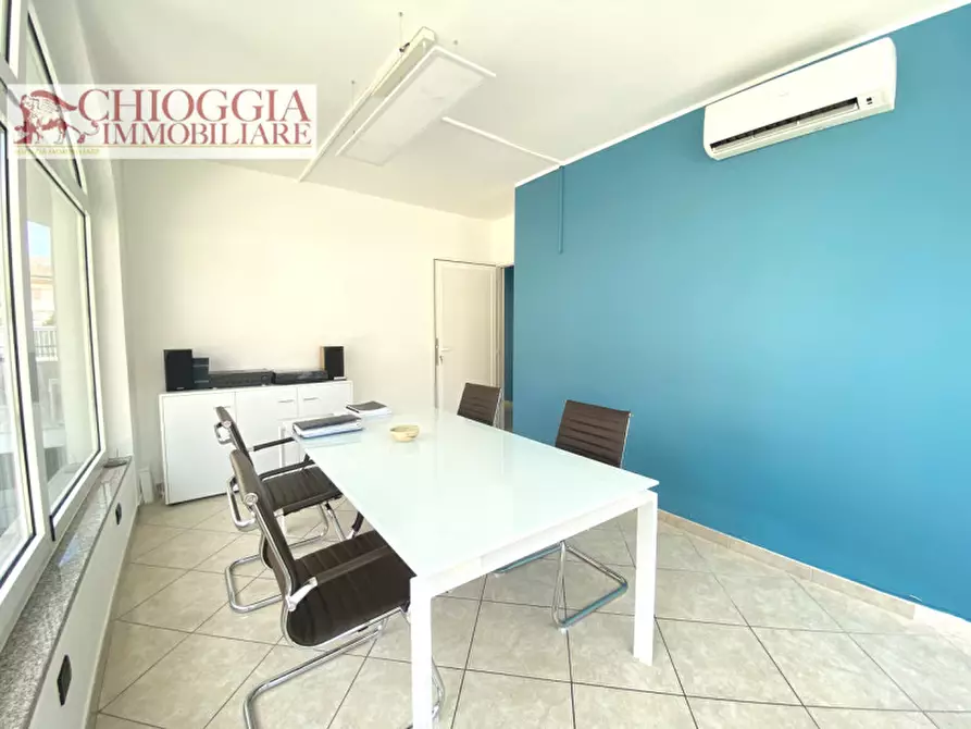 casa semindipendente in vendita a Chioggia in zona Sottomarina