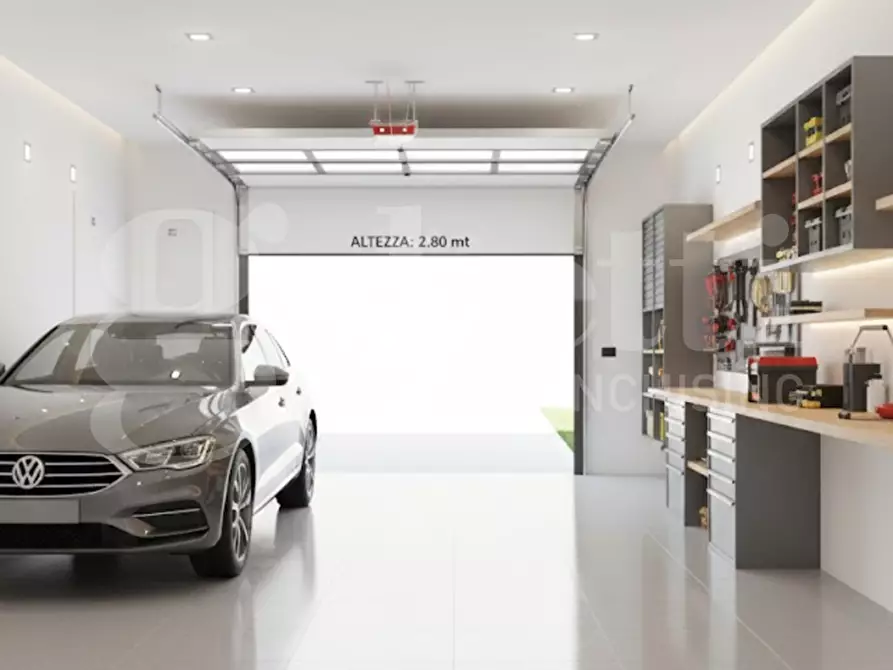 locale di sgombero in vendita a Chioggia in zona Sottomarina