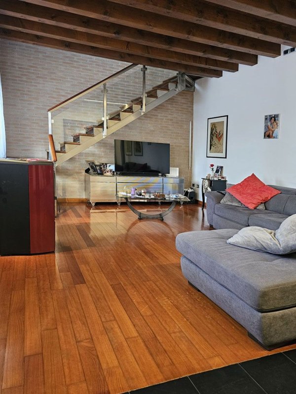 casa indipendente in vendita a Chioggia in zona Sottomarina