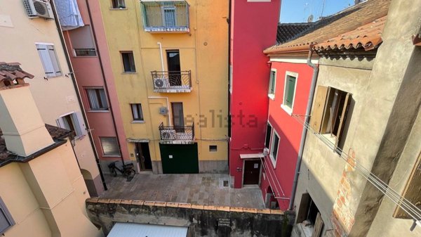 casa indipendente in vendita a Chioggia