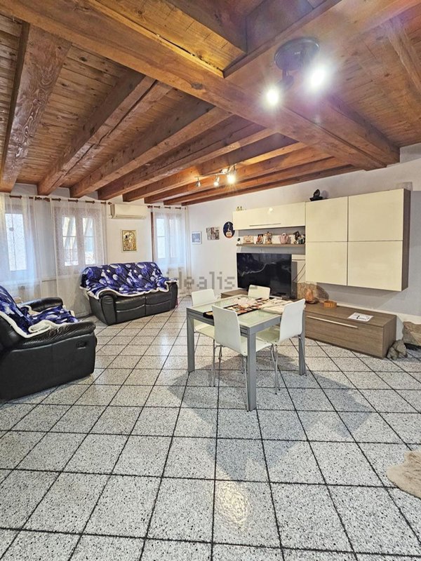 casa indipendente in vendita a Chioggia