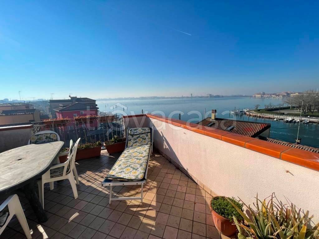 casa indipendente in vendita a Chioggia in zona Sottomarina