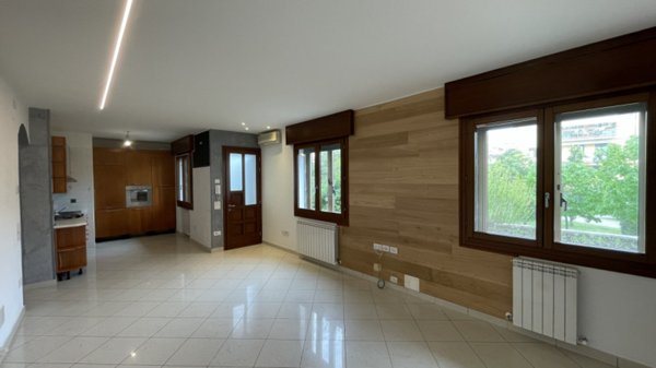 appartamento in vendita a Chioggia in zona Sottomarina