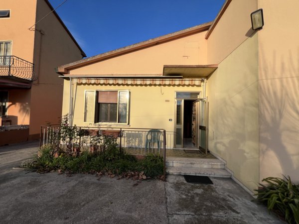 casa indipendente in vendita a Chioggia in zona Sant'Anna di Chioggia