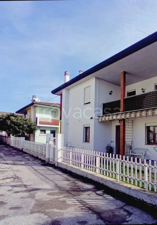 casa indipendente in vendita a Chioggia in zona Valli