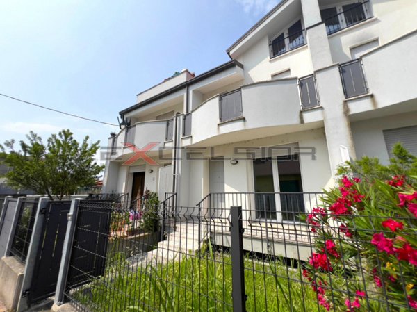 attico in vendita a Chioggia in zona Cavanella d'Adige