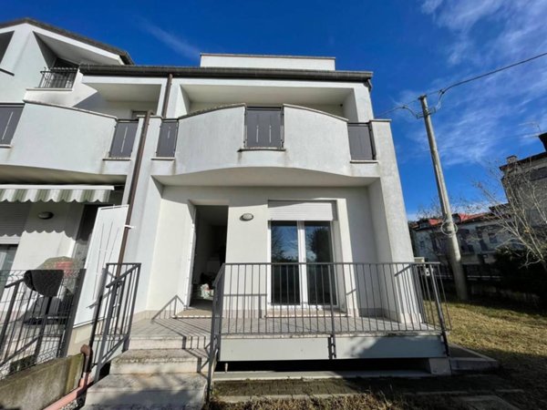 casa indipendente in vendita a Chioggia in zona Sant'Anna di Chioggia