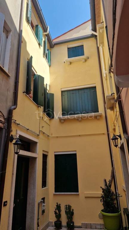 casa indipendente in vendita a Chioggia
