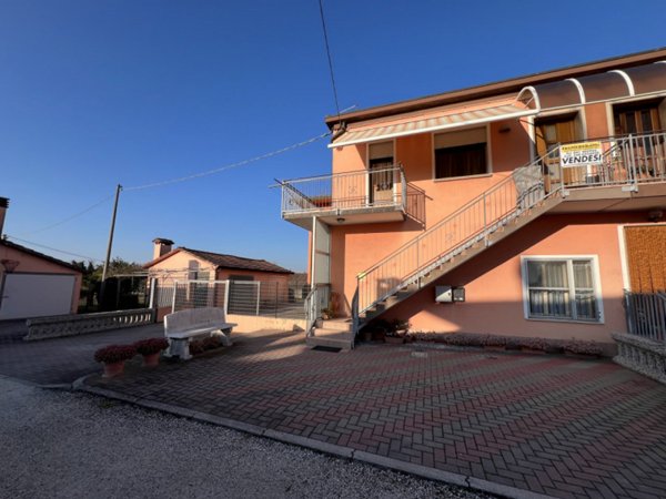 appartamento in vendita a Chioggia in zona Cavanella d'Adige
