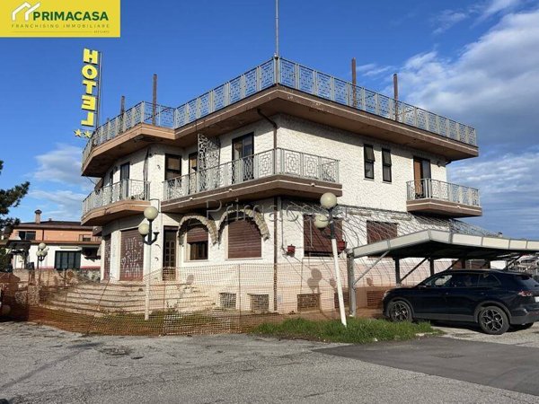 intera palazzina in vendita a Chioggia in zona Sant'Anna di Chioggia