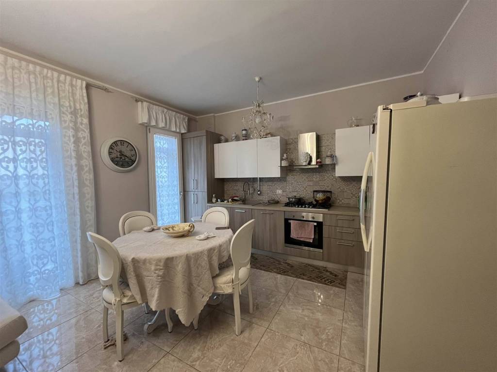 appartamento in vendita a Chioggia in zona Sottomarina