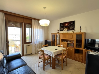 appartamento in vendita a Chioggia in zona Sottomarina