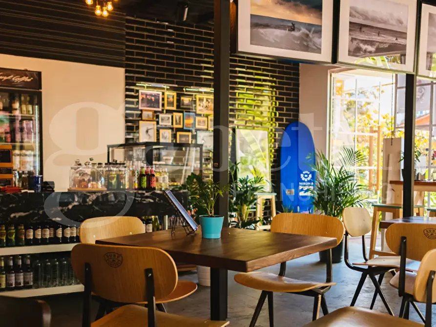 negozio in vendita a Chioggia in zona Sottomarina