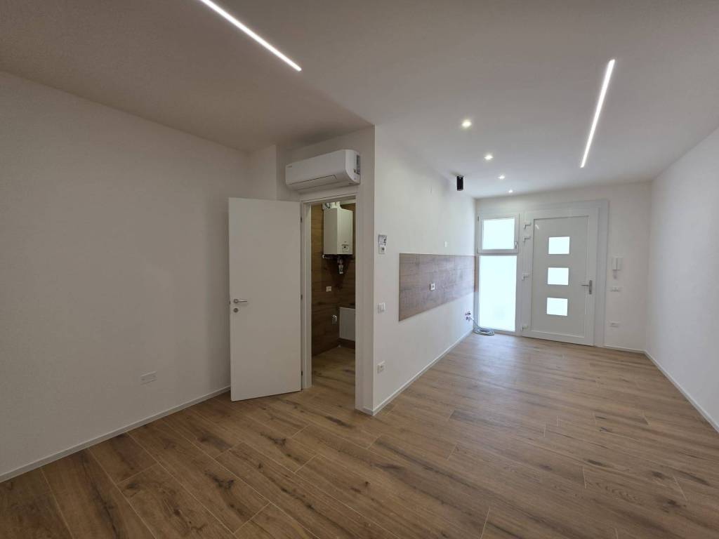 appartamento in vendita a Chioggia in zona Sottomarina