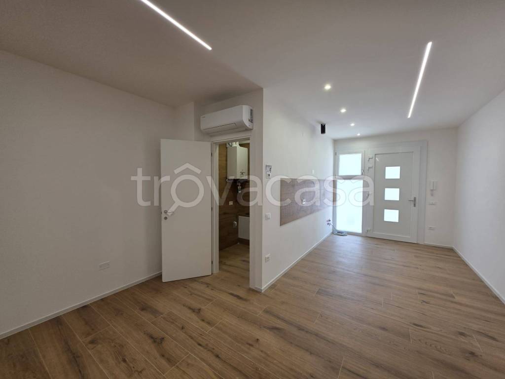 appartamento in vendita a Chioggia in zona Sottomarina