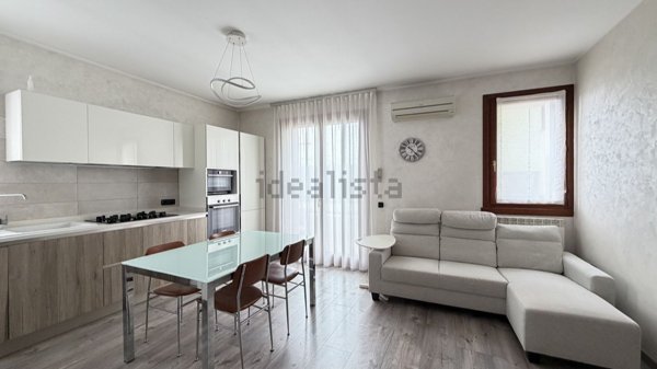 appartamento in vendita a Chioggia in zona Sottomarina