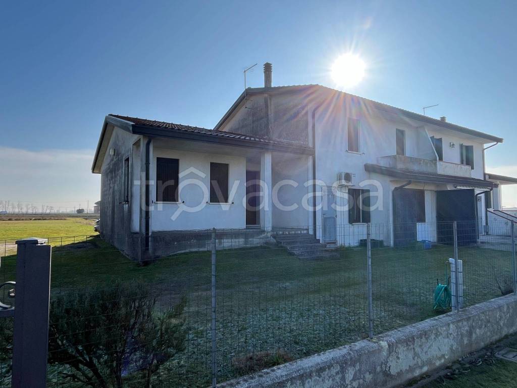 casa indipendente in vendita a Chioggia