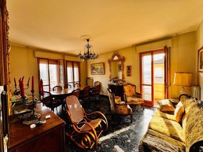 appartamento in vendita a Chioggia in zona Sottomarina