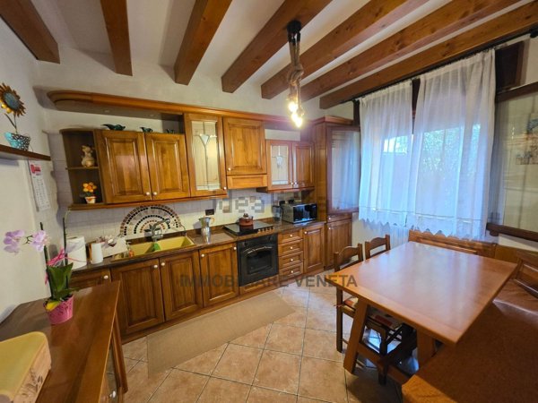 casa indipendente in vendita a Chioggia in zona Brondolo