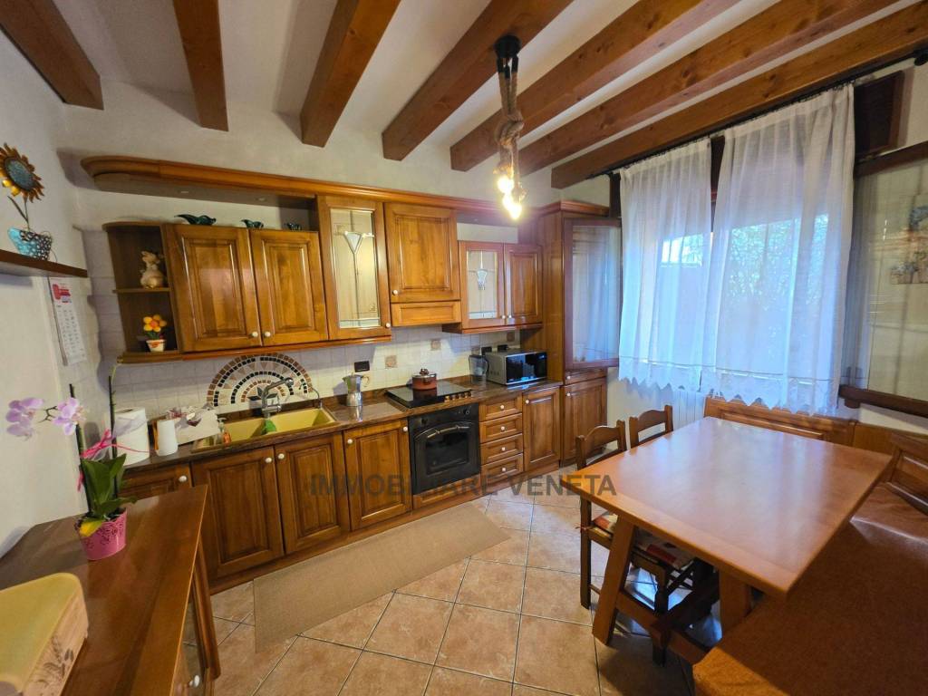 casa indipendente in vendita a Chioggia