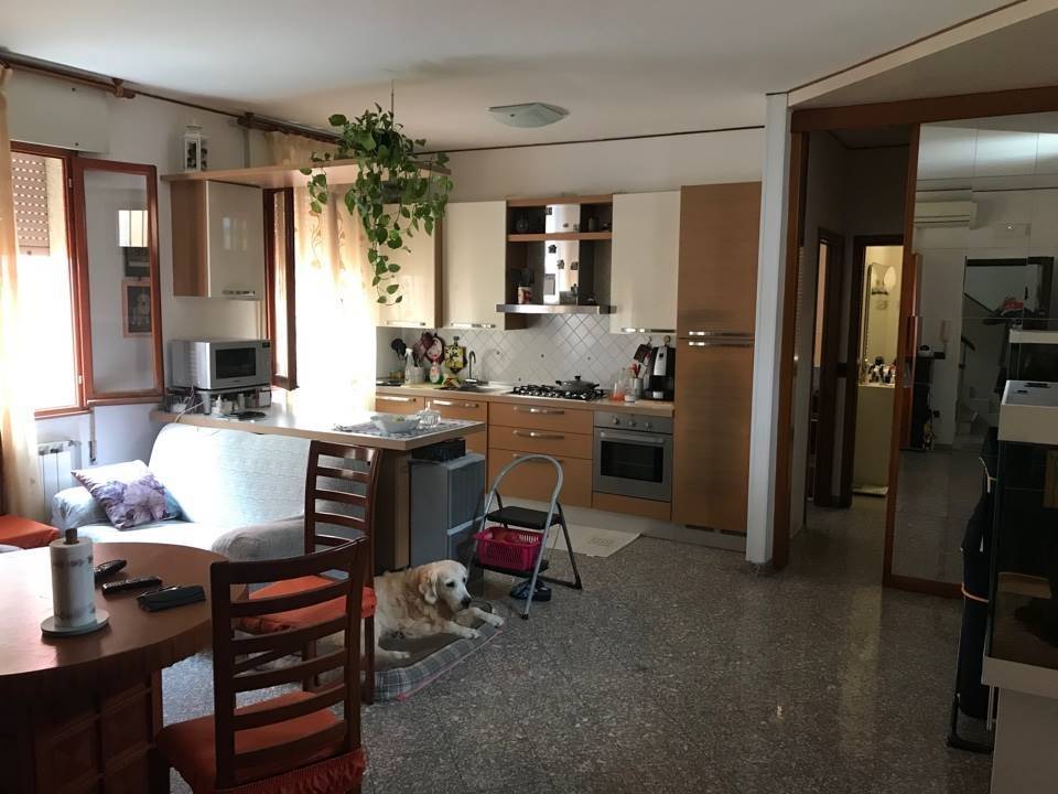 appartamento in vendita a Chioggia in zona Sottomarina