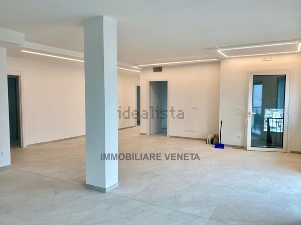 casa indipendente in vendita a Chioggia