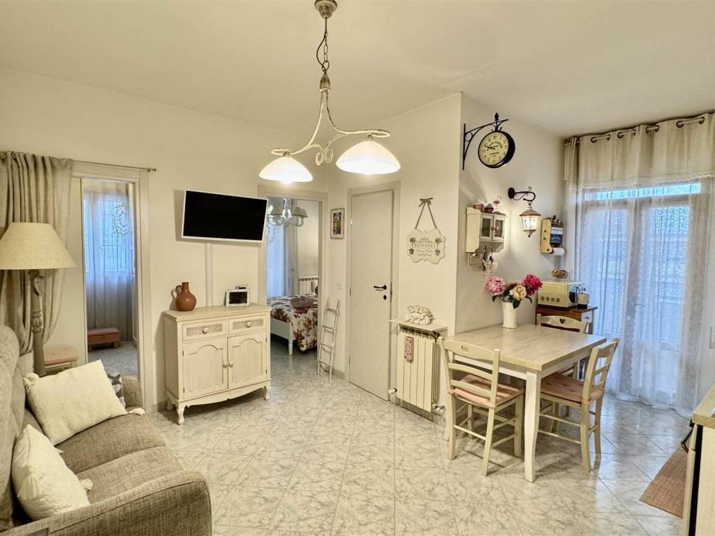 appartamento in vendita a Chioggia in zona Sottomarina