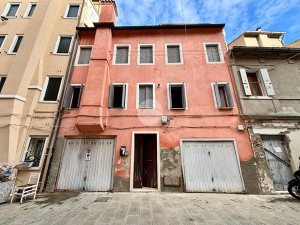 casa indipendente in vendita a Chioggia