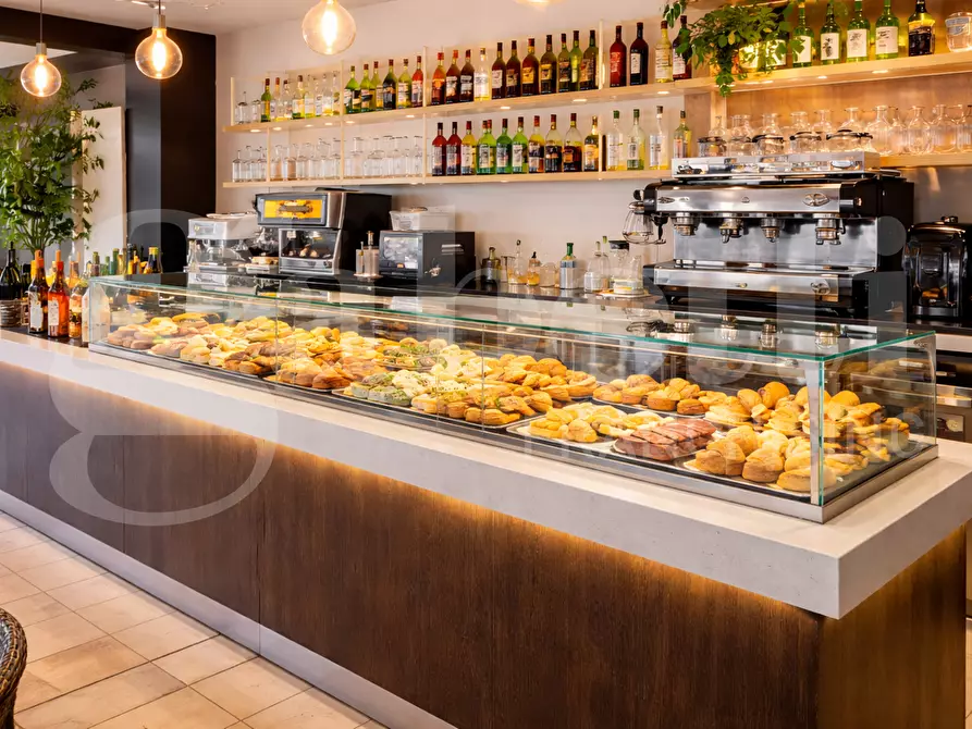 negozio in vendita a Chioggia in zona Sottomarina