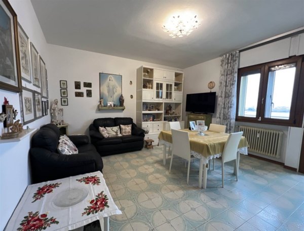 appartamento in vendita a Chioggia in zona Borgo San Giovanni