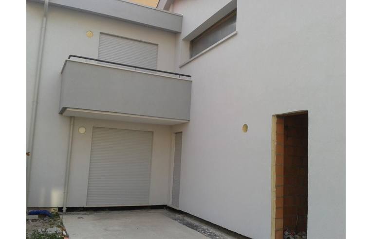 casa indipendente in vendita a Chioggia in zona Sottomarina