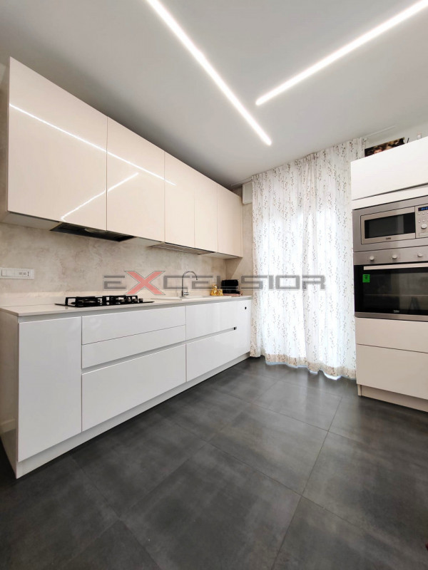 appartamento in vendita a Chioggia in zona Sottomarina