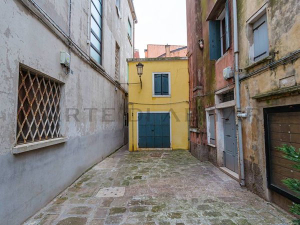 casa indipendente in vendita a Chioggia