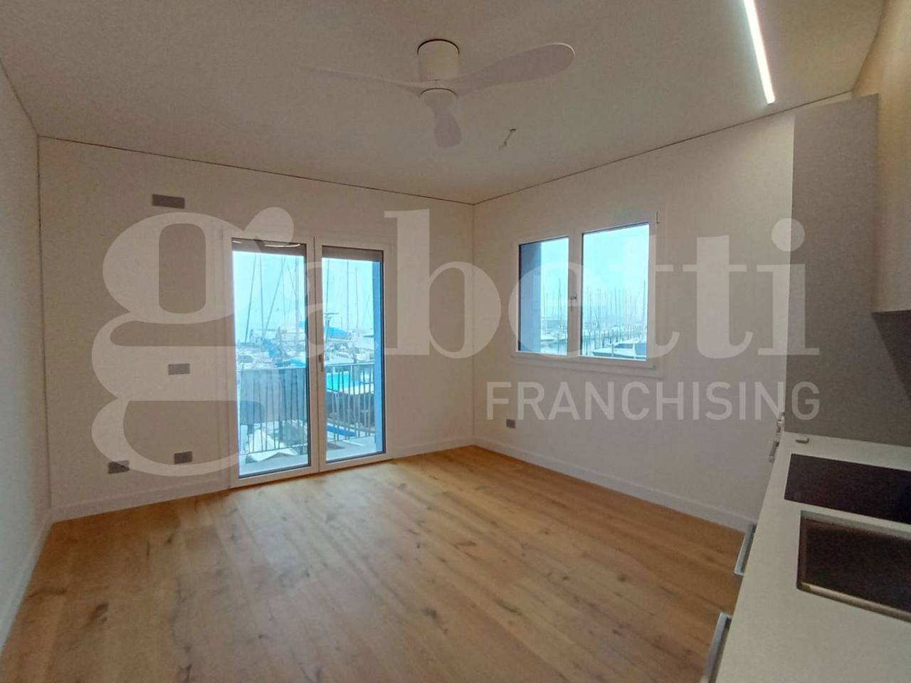 appartamento in vendita a Chioggia in zona Sottomarina