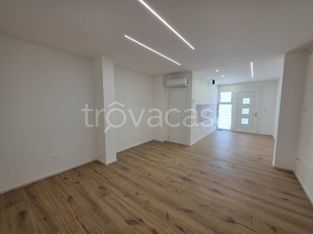 appartamento in vendita a Chioggia in zona Sottomarina