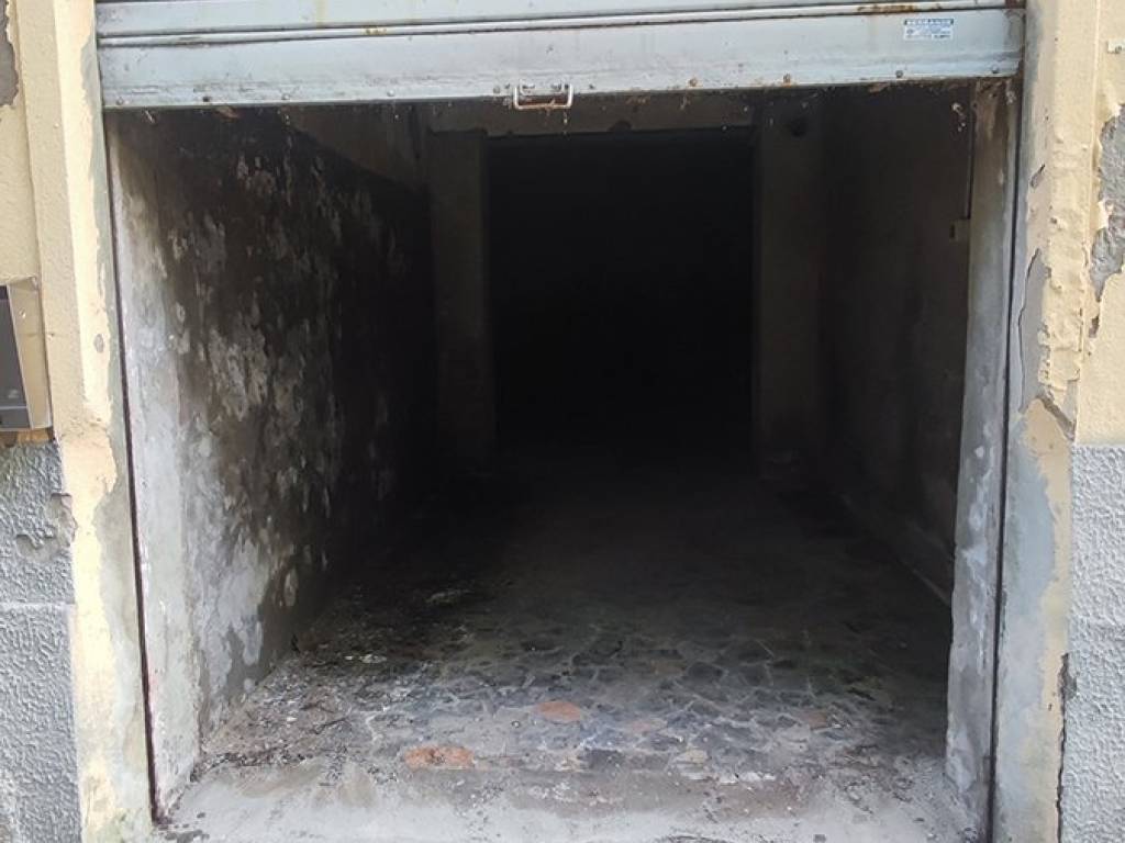 locale commerciale in vendita a Chioggia