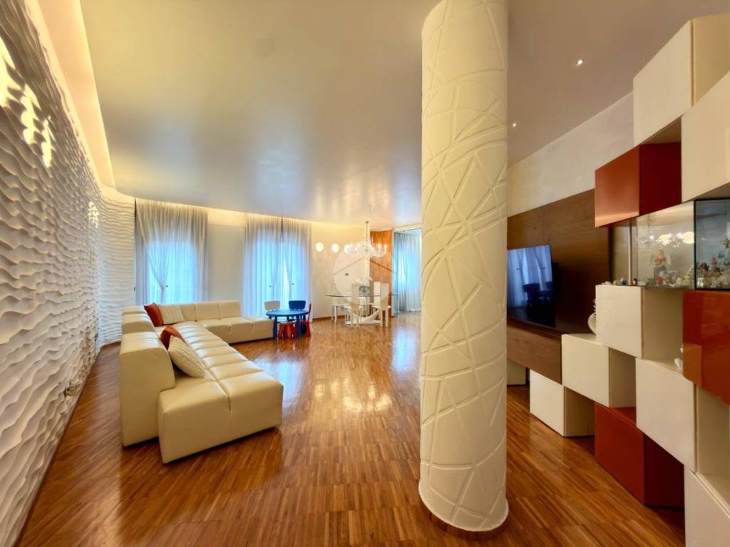 appartamento in vendita a Chioggia in zona Sottomarina