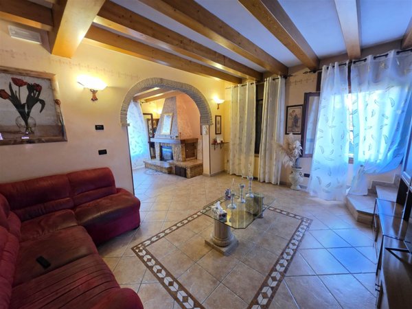 casa indipendente in vendita a Chioggia in zona Brondolo