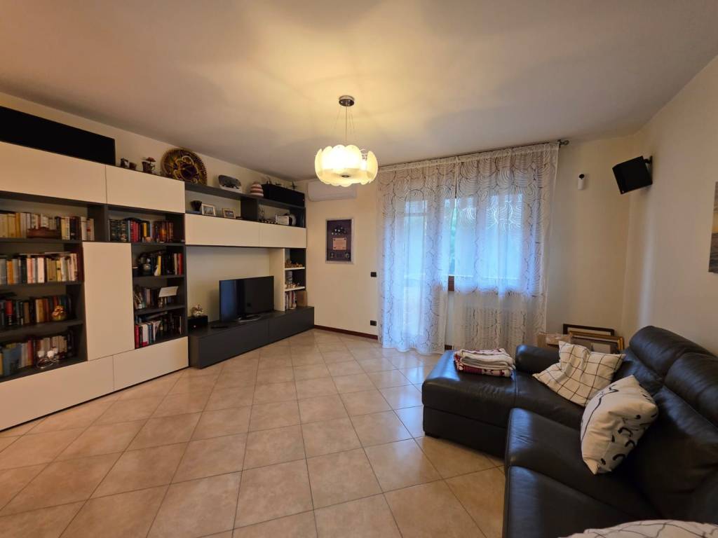 appartamento in vendita a Chioggia in zona Borgo San Giovanni