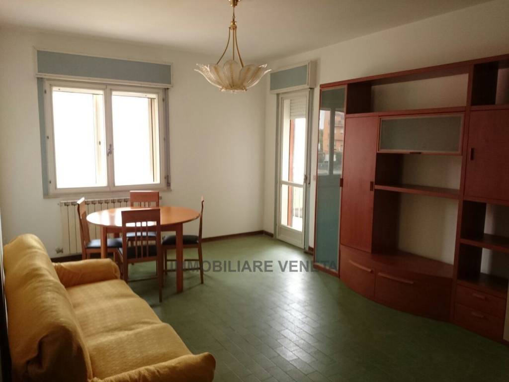 appartamento in vendita a Chioggia in zona Sottomarina