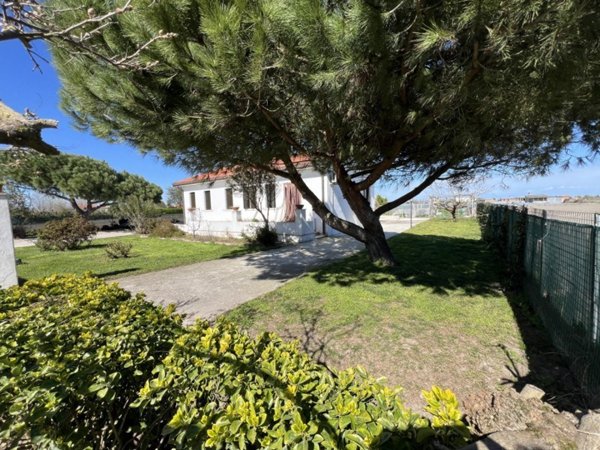 casa indipendente in vendita a Chioggia in zona Cà Lino