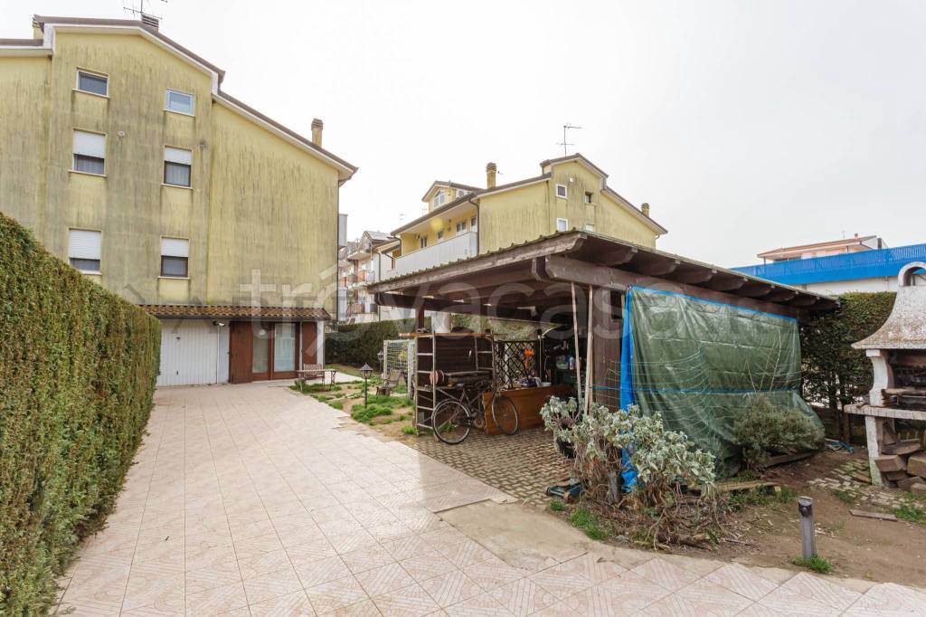 casa indipendente in vendita a Chioggia in zona Sant'Anna di Chioggia