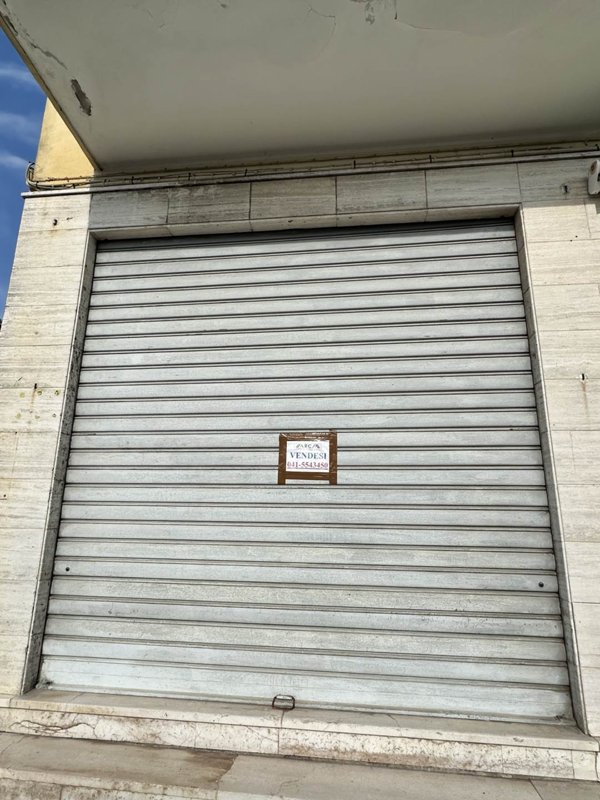 negozio in vendita a Chioggia in zona Borgo San Giovanni